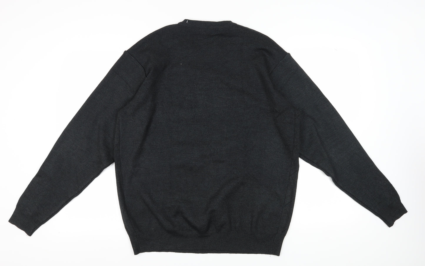 Platinum Men's Black V-Neck Pullover Jumper L