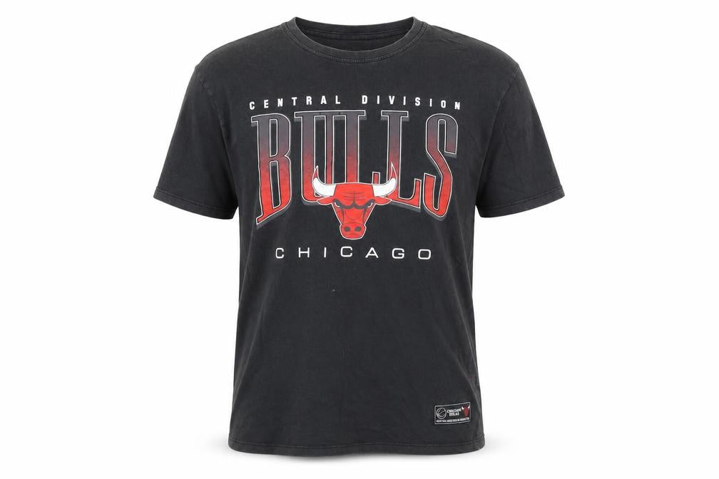 NBA Teens Black Chicago Bulls T-Shirt 13 - Sports Graphic Print