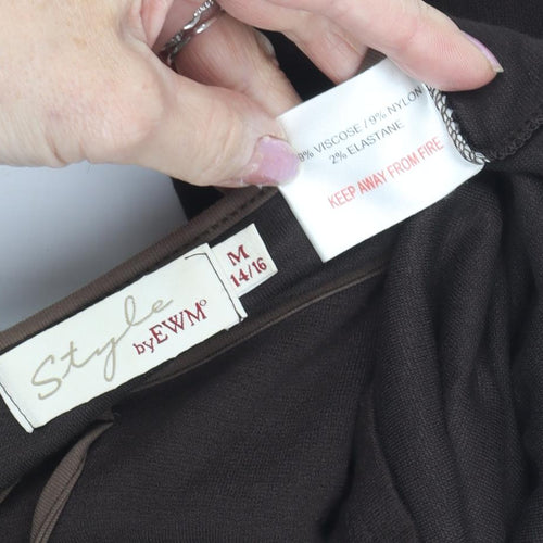 Style by EWM Women's Brown M Basic T-Shirt