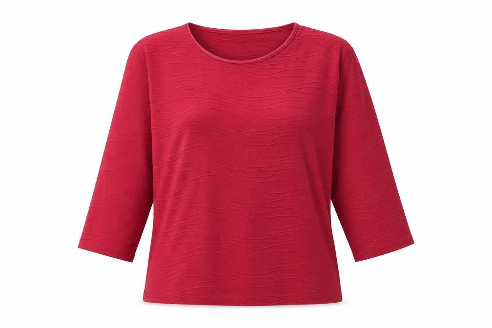 Front view of Honor Millburn Women's Red 3/4 Sleeve Top M
