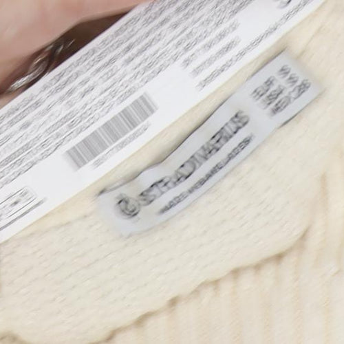 Stradivarius Women's Ivory Wool Pullover Jumper S