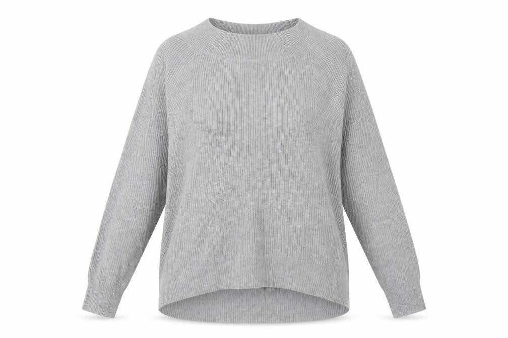 Front view of Gap Women's Grey Crew Neck Jumper XL