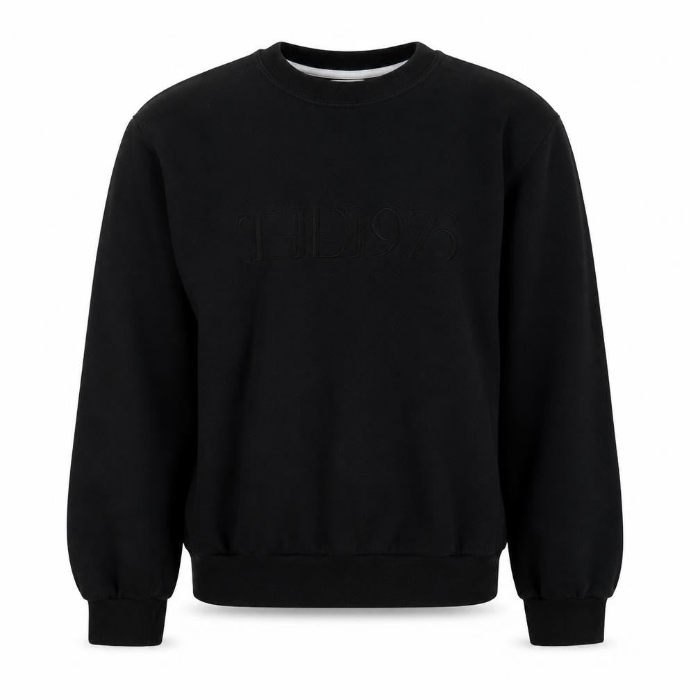 Front view of Anvil Men’s Black Fleece Sweatshirt Small Pullover