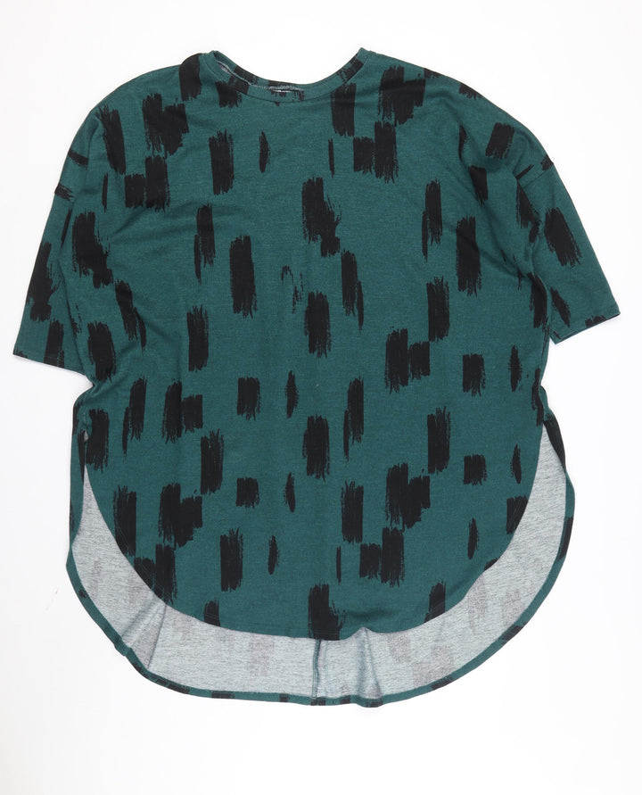 Apricot Women's Green Geometric T-Shirt Size 16