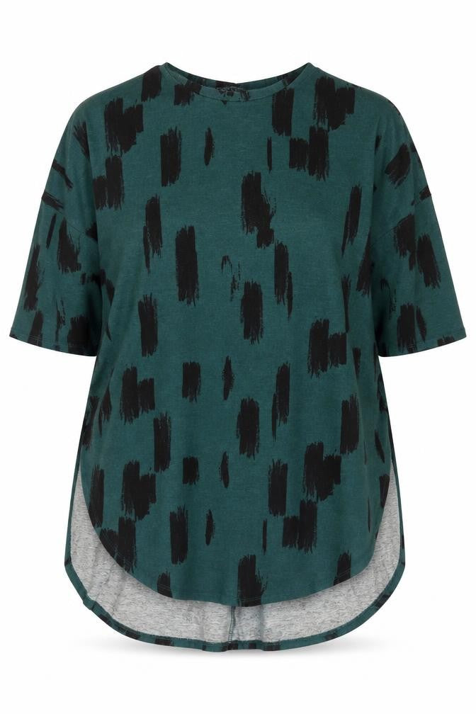Apricot Women's Green Geometric T-Shirt Size 16