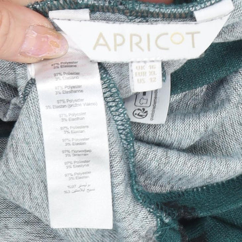 Apricot Women's Green Geometric T-Shirt Size 16