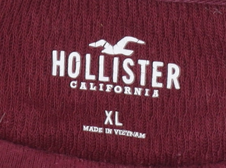Hollister Men's XL Red Long Sleeve Crew T-Shirt
