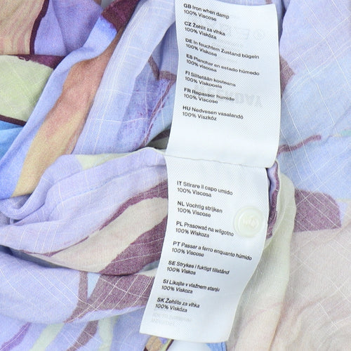 Weekday Women's Multicoloured Floral Button-Up Shirt