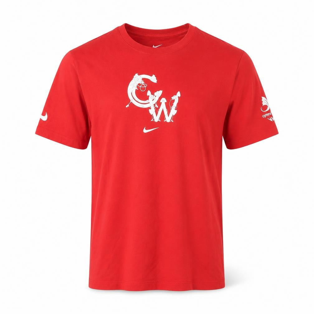 Front view of Nike Men's Red Regular Fit Cotton Short Sleeve T-Shirt