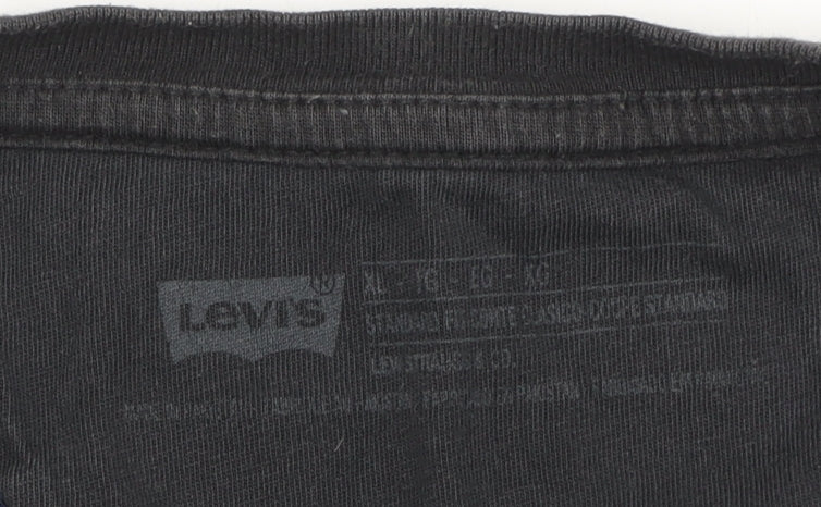 Levi's Men's Black XL Retro Graphic T-Shirt