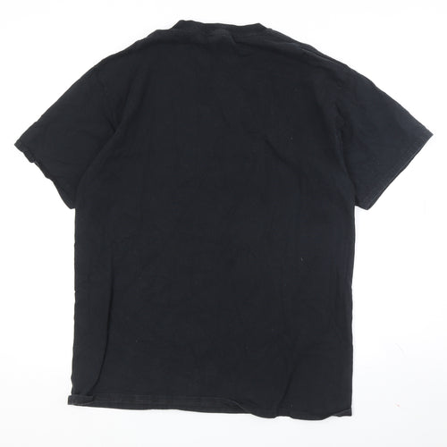Port and Company Men's Black Graphic T-Shirt L