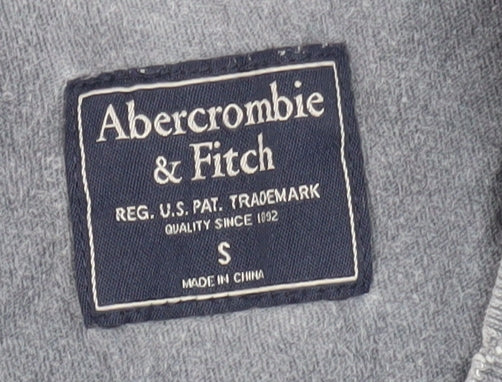 Abercrombie & Fitch Men's Grey T-Shirt Size S