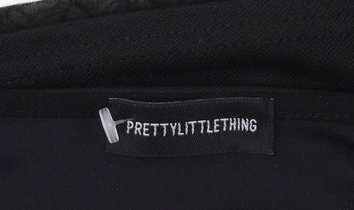 PrettyLittleThing Women's Black Cropped Top Size 10