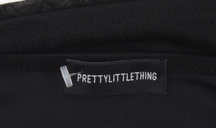 PrettyLittleThing Women's Black Cropped Top Size 10