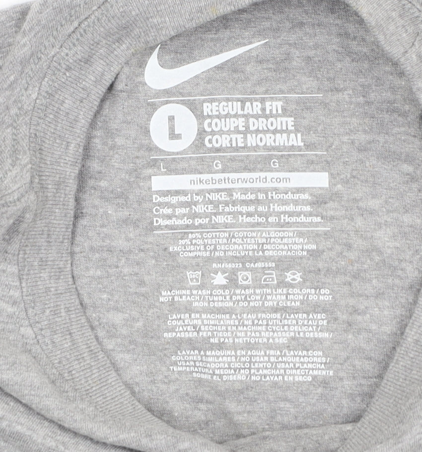 Nike Men's Grey Sports T-Shirt L - Iconic Graphic Logo