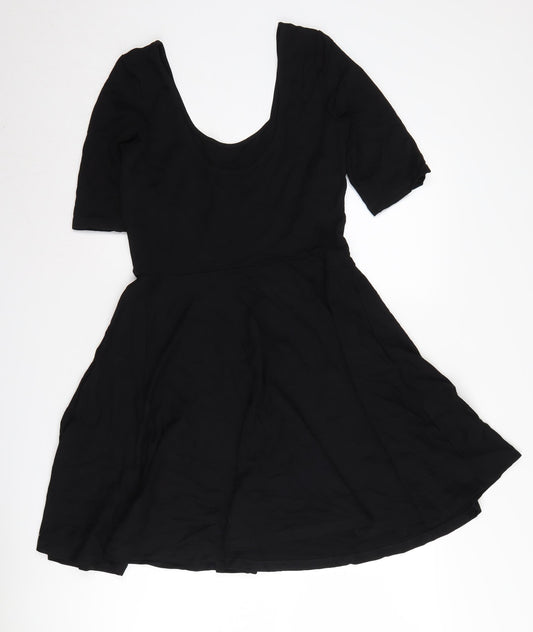 Envii Women's Black Skater Dress M - Stylish Casual Wear