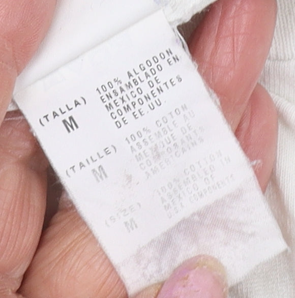 Universal Men's White Marvel Hulk Graphic T-Shirt Medium