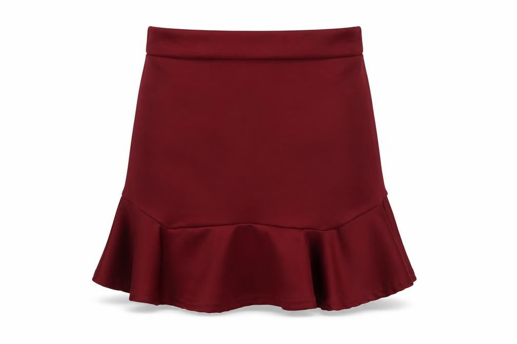Front view of PRETTYLITTLETHING Women's Red Trumpet Skirt, size 4
