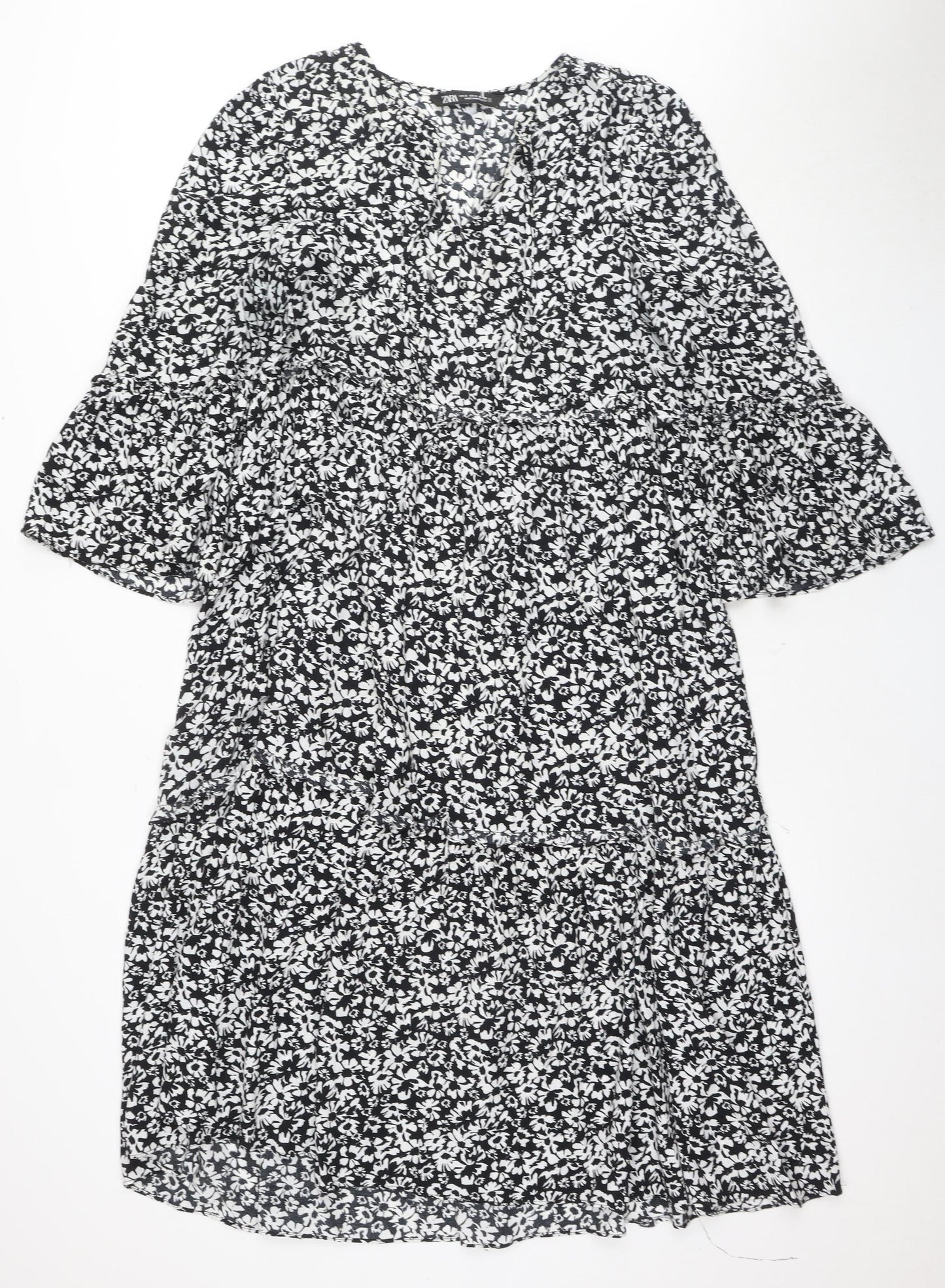 Zara Women’s Black Floral Dress in Size S