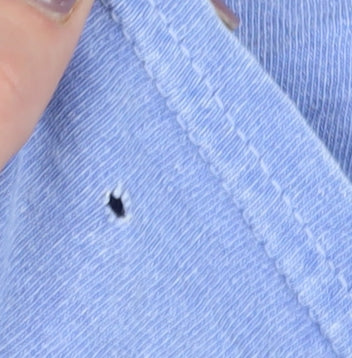 Urban Outfitters Men's Blue L T-Shirt