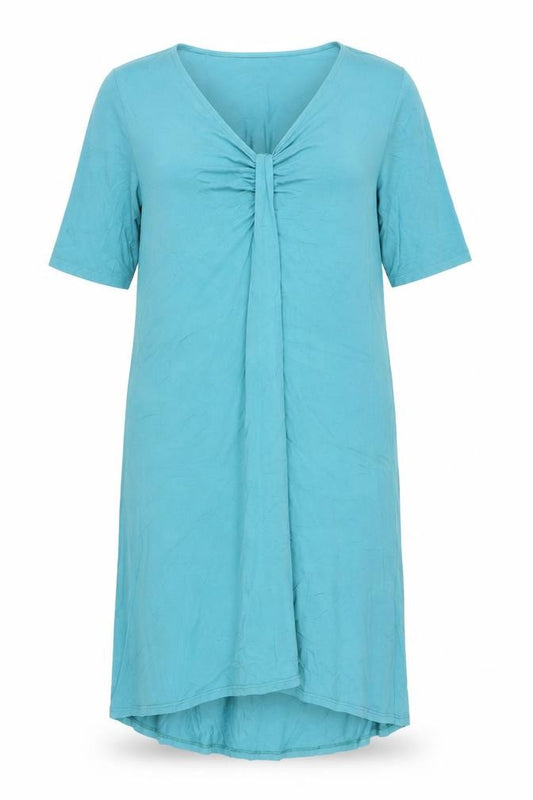Front view of David Nieper Women's Green Dress, size 18, V-Neck