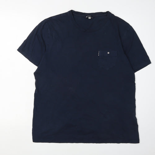 Ben Sherman Men's T-shirt, Size Medium.