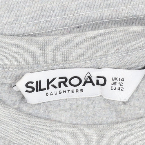Silkroad Women's Grey Cropped T-Shirt Size 14