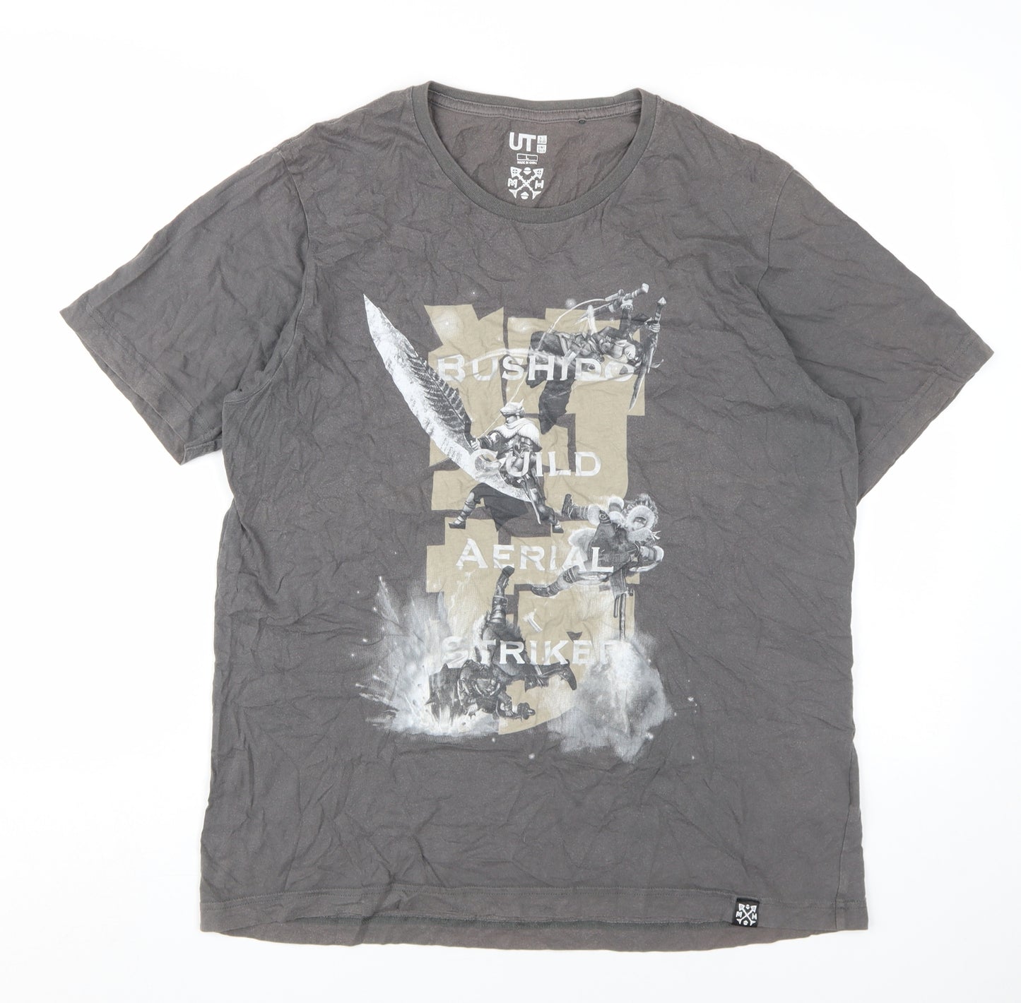 Uniqlo Men's Grey T-Shirt, Size L, Graphic Anime Print