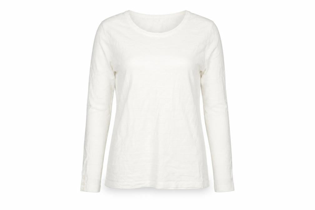 Front view of Isle Women's White jumper M