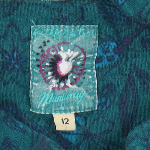 Maniamy Women's Green Floral Knit T-Shirt Size 12