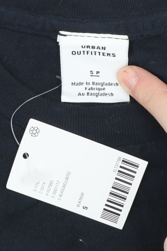 Urban Outfitters Men's Black Graphic Print T-Shirt Size S