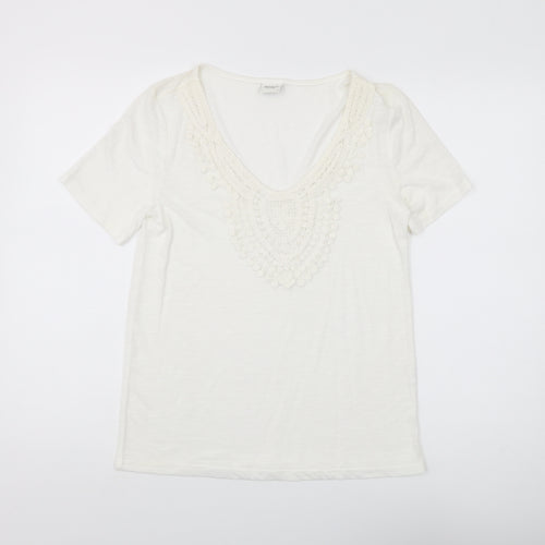 Jacqueline de Yong Women’s White Crochet V-Neck T-Shirt S