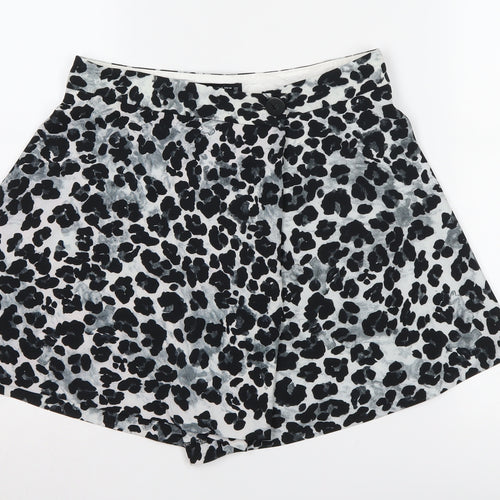 Zara Women's Black Animal Print Chino Shorts M