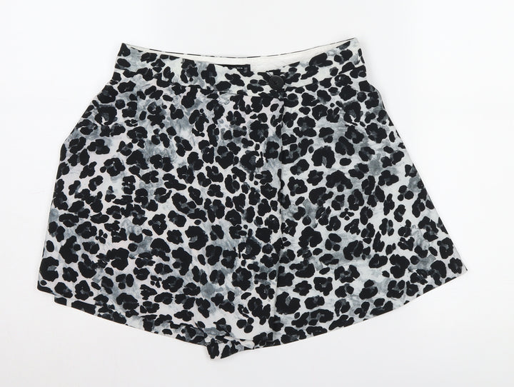 Zara Women's Black Animal Print Chino Shorts M