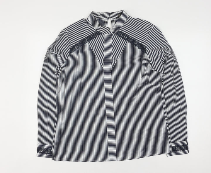 Banana Republic Women's Blue & White Striped Shirt S