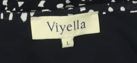 Viyella Women's Black Geometric T-Shirt L