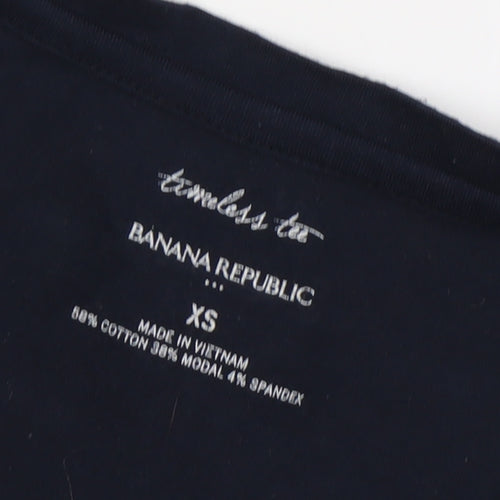 Banana Republic Women's Black XS Basic V-Neck T-Shirt