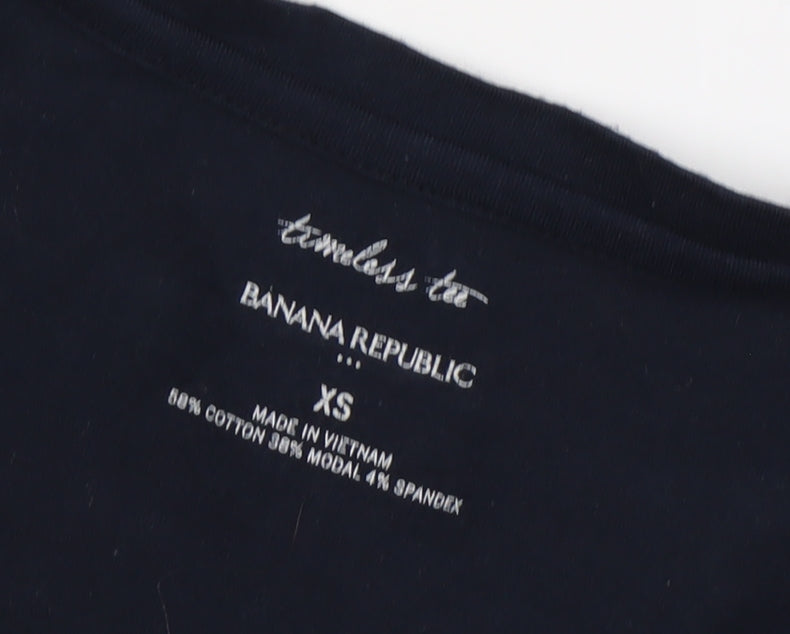 Banana Republic Women's Black XS Basic V-Neck T-Shirt