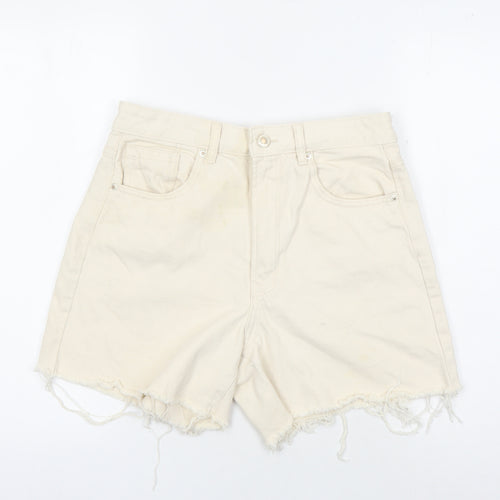 Stradivarius Women's Ivory 4 Cut-Off Denim Shorts