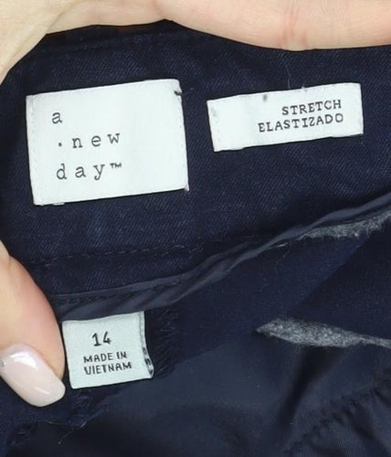 A New Day Women's Blue Straight Jeans Size 14