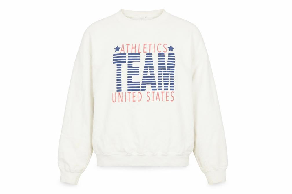 Front view of Daisy Street Women's White Pullover Sweatshirt S