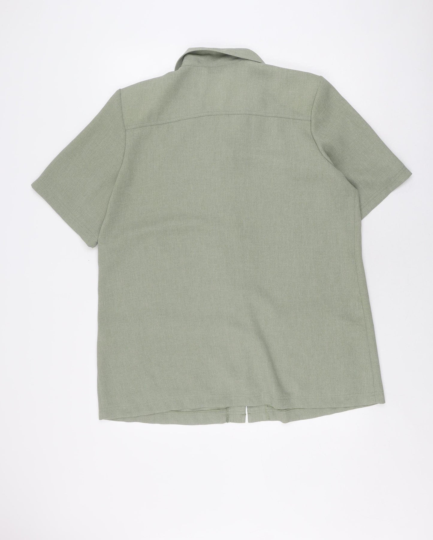 Bonmarché Women's Green Button-Up Shirt Size 18