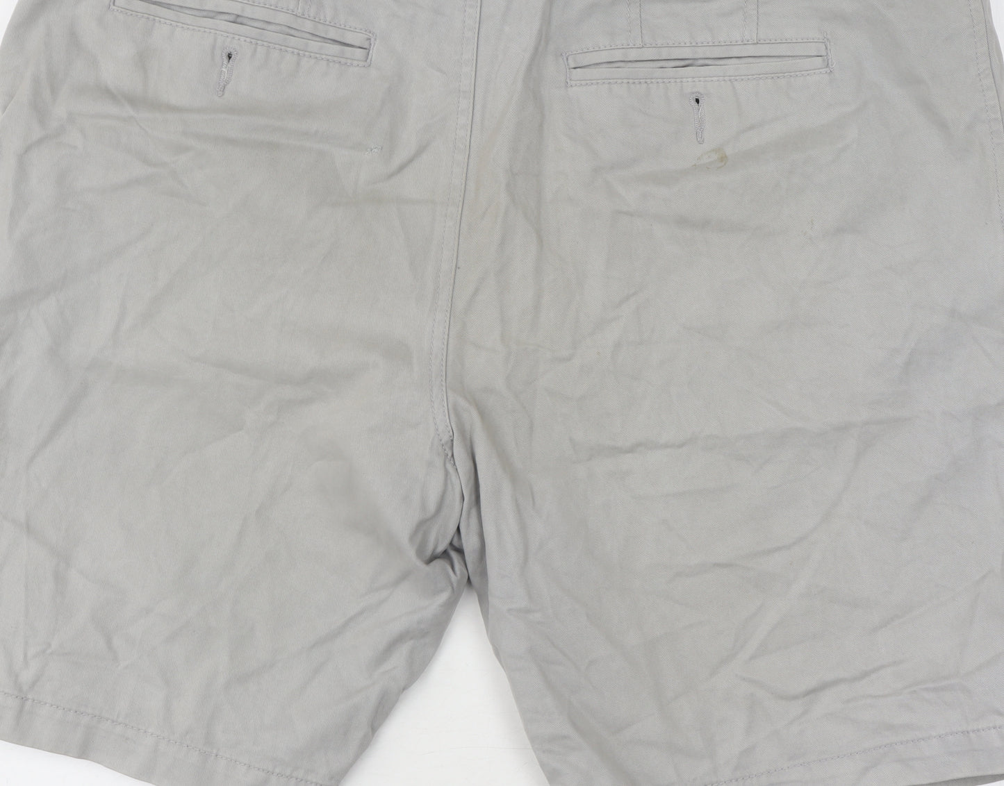 Maine New England Men’s Grey Chino Shorts Size 38