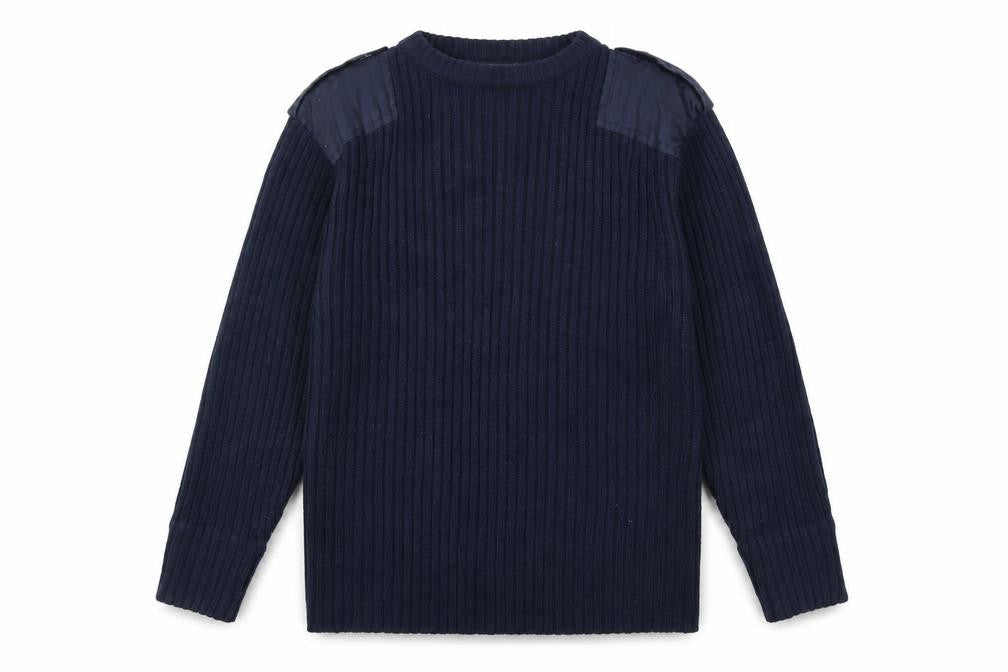 Front view of Champion Men's Blue L jumper