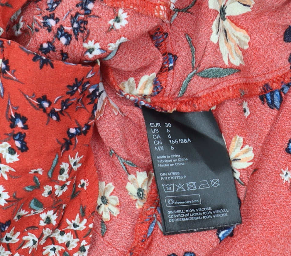H&M Women’s Red Floral Cropped Blouse Size 10