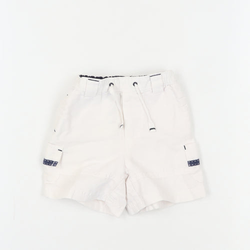 babyGap Unisex Baby White Cargo Shorts 6-12 Months