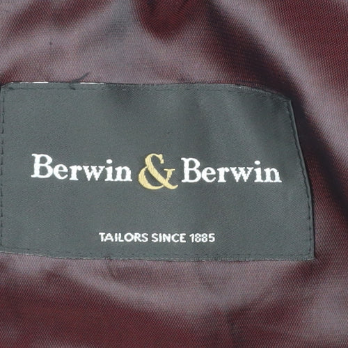 Berwin & Berwin Navy Men's Blazer, Size 38R, Classic Style