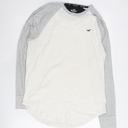Hollister Men’s Grey Long Sleeve Crew Neck T-Shirt