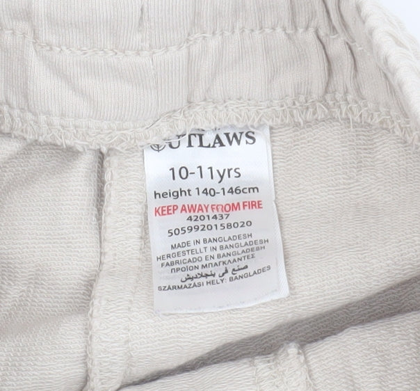 Outlaws Boys Beige Utility Shorts, Size 10-11 Years
