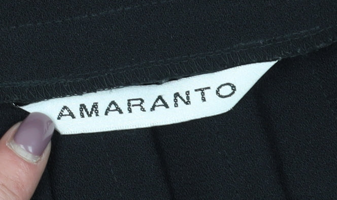 Amaranto Women's Black Pleated Skirt Size 18 Casual